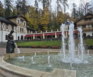 To jedno z najstarszych polskich uzdrowisk najpiękniej wygląda jesienią. Kurowali się w nim Sienkiewicz, Prus, Matejko i Konopnicka