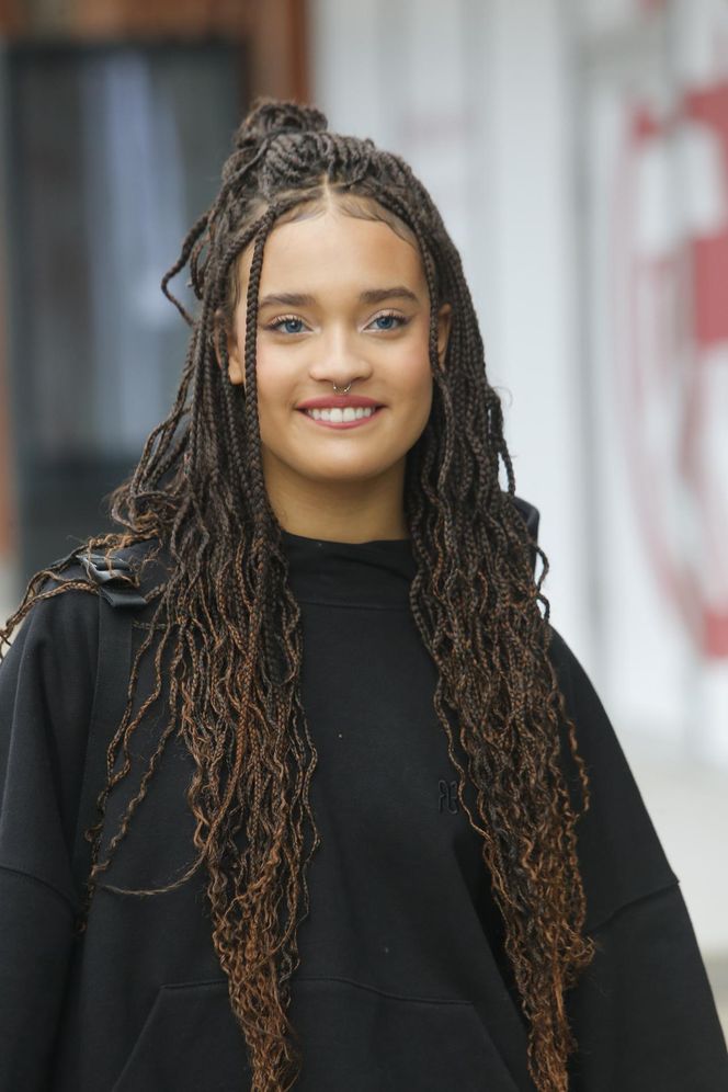 Sara James ma 17 lat i... szokuje wyglądem! Zobacz wszystkie metamorfozy