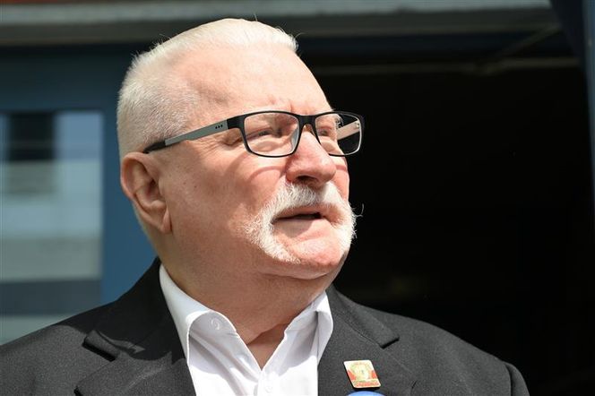 Lech Wałęsa cierpi po operacji barku. „Gdybym był niewierzący, to bym się zastrzelił”