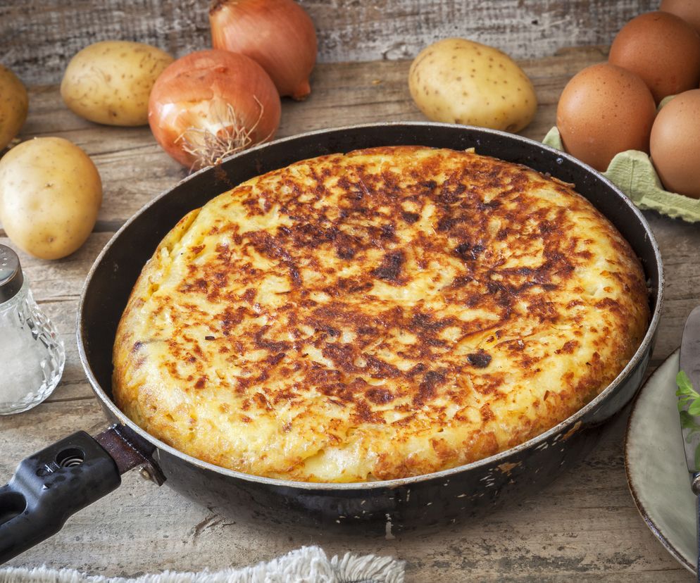 Tortilla hiszpańska: przepis na tortilla española