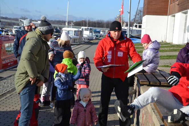 W Giżycku odbyło się podwodne sprzątanie portu. Niewiarygodne, co ludzie wyrzucają do jeziora! [ZDJĘCIA]