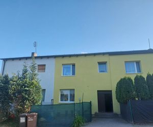 W tym domu mieszkał Jeremi Przybora. Wtedy był tu folwark jego ojca, Wielki Miedzyń, dziś to bydgoski Fordon