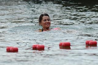 Wygina śmiało ciało