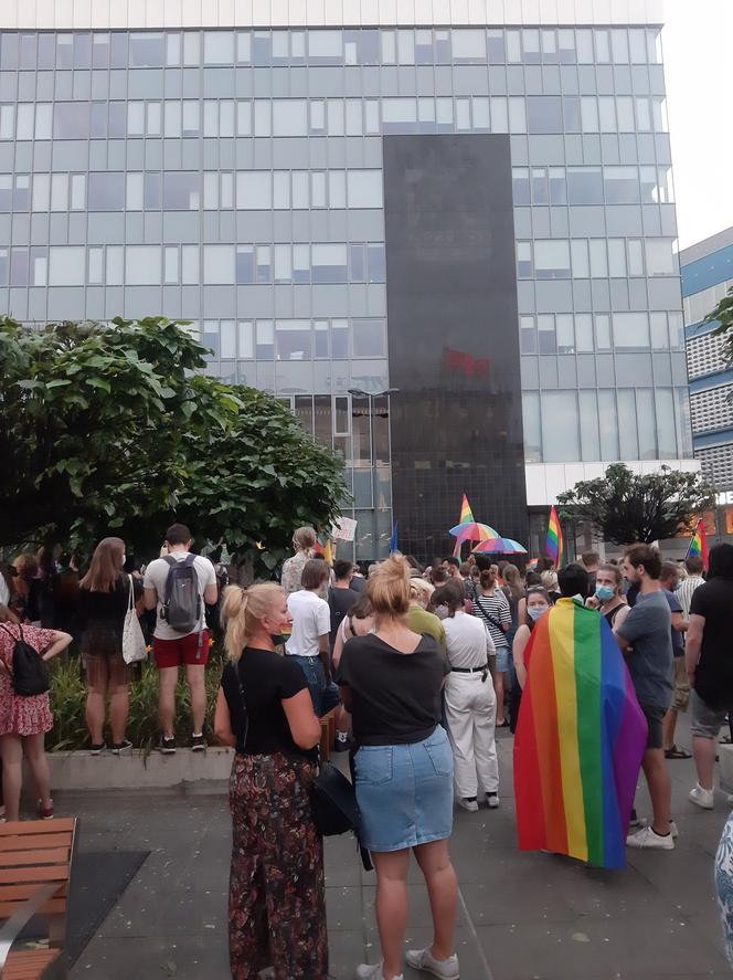Kolorowy tłum manifestował w Katowicach. "Wszystkich nas nie zamkniecie" [ZDJĘCIA]