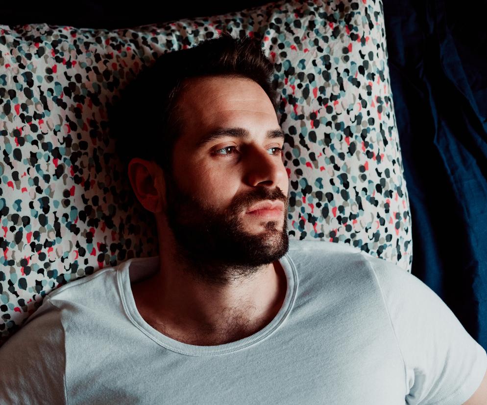 Spanie w czasie upałów to udręka? Te proste sposoby ci to ułatwią