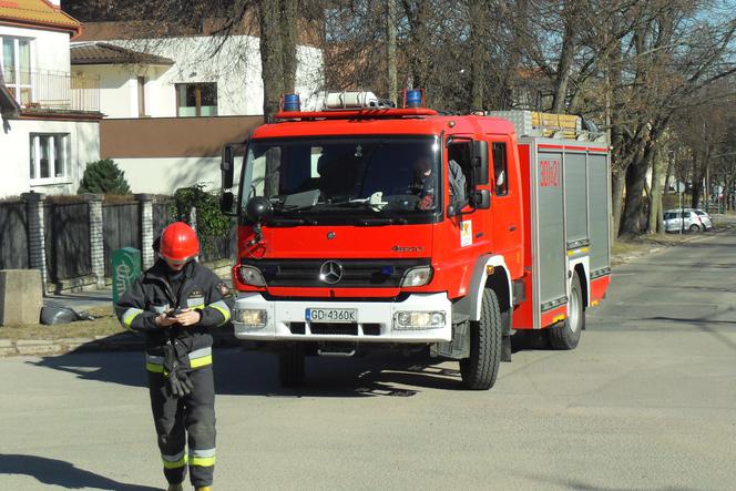 Gdańscy strażacy nie mogli narzekać dziś na brak pracy.