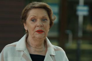 Barwy szczęścia, odcinek 3068. Rawiczowa (Elżbieta Jarosik)