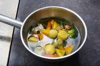 Jak prawidłowo gotować i doprawiać warzywa? 