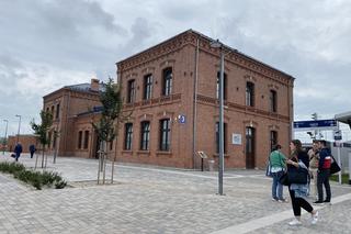 Dlaczego nie jeżdżą pociągi na Śląsku? Ruch wstrzymany z powodu wycieku gazu w Sosnowcu