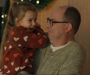 Barwy szczęścia, odcinek 3190. Wioletka (Sara Kudaj), Marek (Marcin Perchuć)  