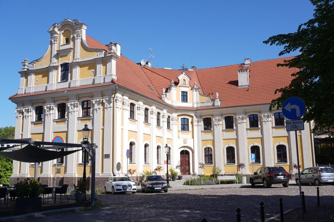 1. Śródka 