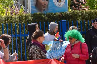 Happening pt. Na drugi koniec tęczy z Ojcem Tadeuszem. Chryja 2