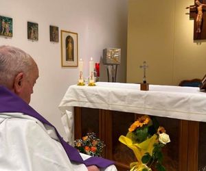 Pierwsze od ponad miesiąca zdjęcie papieża