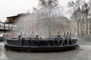 Lublin: Wypróbowano fontannę na Placu Litewskim [ZDJĘCIA]