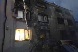   Duży pożar na Mazurach. Płonął warsztat samochodowy i składowisko opon. Zobacz zdjęcia!