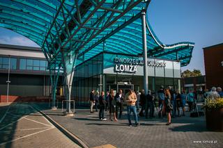 Nowy dworzec w Łomży. Centrum Komunikacyjno-Przesiadkowe otwarte. Zobacz, jak wygląda!