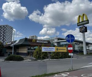 Koniec popularnego McDonald'sa w Warszawie. Zamyka się też stacja paliw. Była świadkiem okropnej tragedii