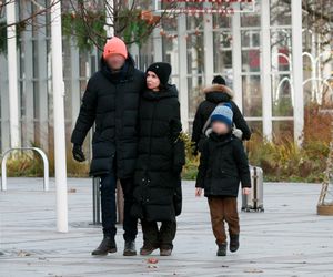 Całuśny mąż Kaczyńskiej nie dał jej wytchnienia pod jemiołą 