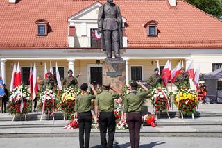 Obchody Święta Wojska Polskiego w Białymstoku. Zobacz jak mieszkańcy uczcili 15 sierpnia [ZDJĘCIA]