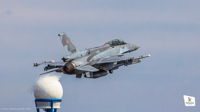 F-16D