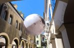 Tarnów ma swój Księżyc! Niezwykła instalacja pojawiła się w Pasażu Tertila