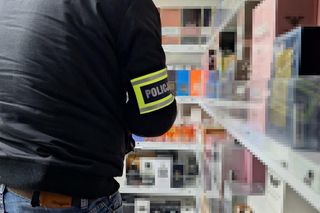 Podróbki perfum warte 5 milionów złotych. Policjanci rozbili nielegalny handel