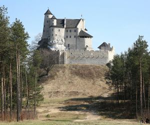 Ten zamek to prawdziwa perła na Szlaku Orlich Gniazd. Jego wnętrza rozbudzają wyobraźnię!