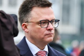 Funkcjonariusze wkroczyli do Urzędu Miasta Otwocka. Mieli szukać dokumentów z podpisami Szymona Hołowni