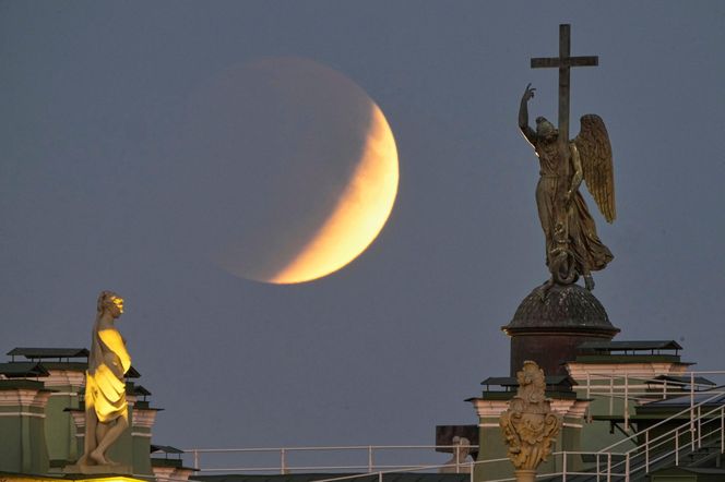 Krwawy Księżyc. Całkowite zaćmienie Księżyca obserwowane na całym Świecie