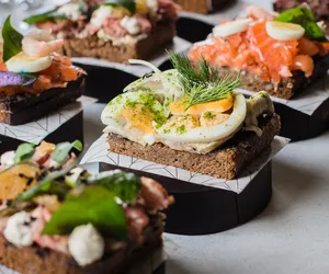 Dieta skandynawska (nordycka). Prosta, zdrowa, obniża cholesterol i pomaga schudnąć