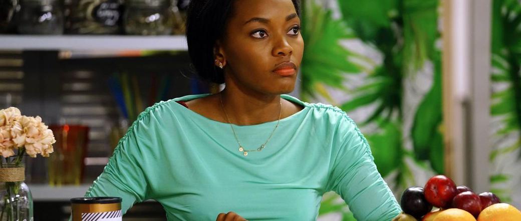 Barwy szczęścia, Carina (Divine Kitenge)