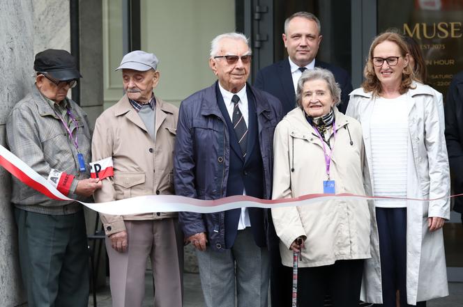 Odsłonięcie muralu poświęconego gen. Zbigniewowi Ściborowi-Rylskiemu