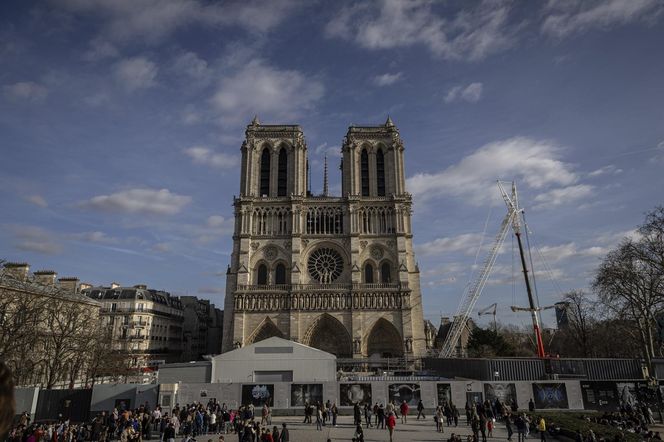 Katedra Notre Dame wkrótce otwiera się po pożarze! Zobacz, jak wygląda teraz