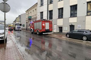 Wszystkie pomieszczenia w budynku Sądu Okręgowego w Siedlcach są sprawdzane przez policję.