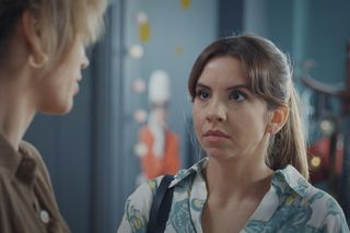 M jak miłość, odcinek 1837: Kama (Michalina Sosna), Aneta (Ilona Janyst)