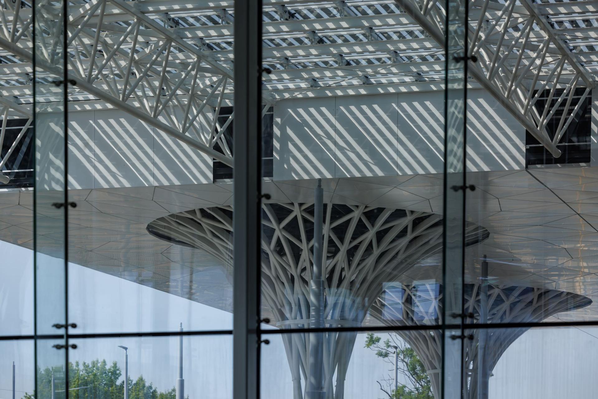 Dworzec Metropolitalny w Lublinie: fotospacer po zintegrowanym centrum komunikacyjnym