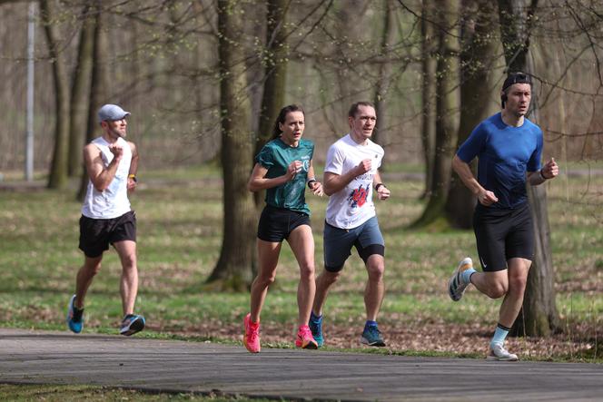 Parkrun Katowice. Wielkanocne bieganie w Parku Kościuszki