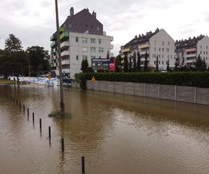 Wrocław - woda przy osiedlu na Stabłowicach 