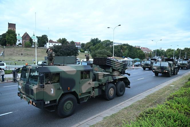 Zamknęli cztery mosty i kilkadziesiąt ulic. Próba generalna przed Świętem Wojska Polskiego