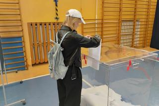 Tak głosują warszawiacy w wyborach samorządowych. Mokotów. 