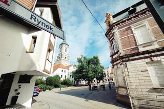 Rozebrali rynek, żeby ratować drzewo. Teraz ratują kolejne miejsce. Na pewno nigdy tam nie byliście. To tu Zamoyski pokonał arcyksięcia