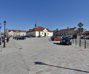 To jedno z najmniejszych miast w Małopolsce. Jedna decyzja papieża sprawiła, że stało się sławne