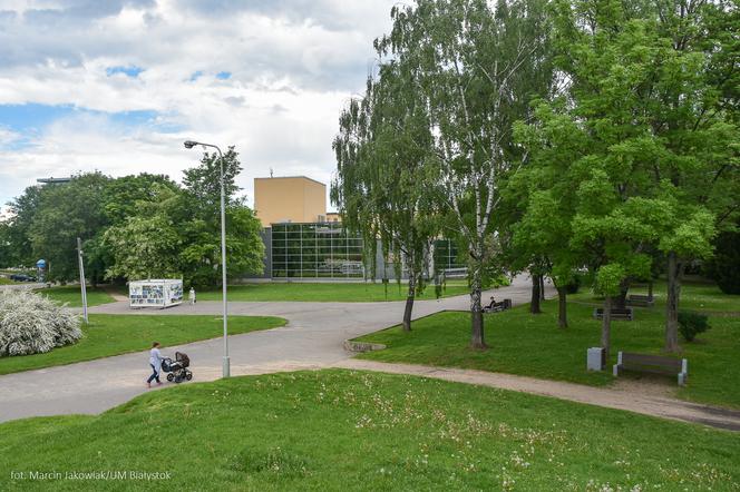 Plac przed operą zmieni swoje oblicze. Są już pierwsze wizualizacje [ZDJĘCIA]