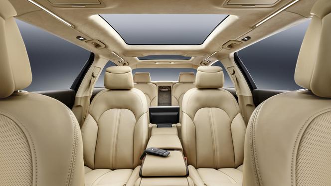 Audi A8 L extended