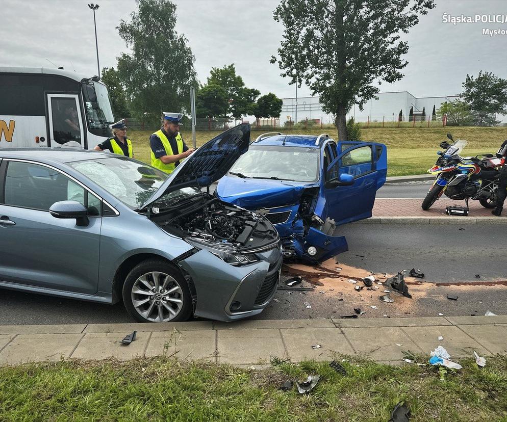 Groźny wypadek w Mysłowicach. Dwie osoby zostały poszkodowane 