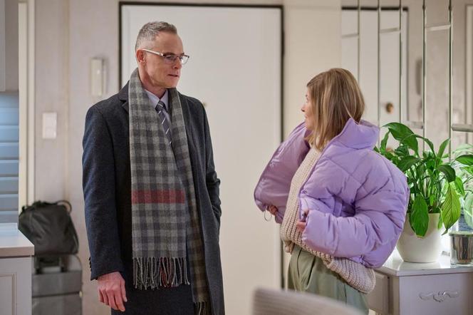 Na Wspólnej, odc. 3823: Damian (Waldemar Błaszczyk), Martyna (Anna Kózka) 