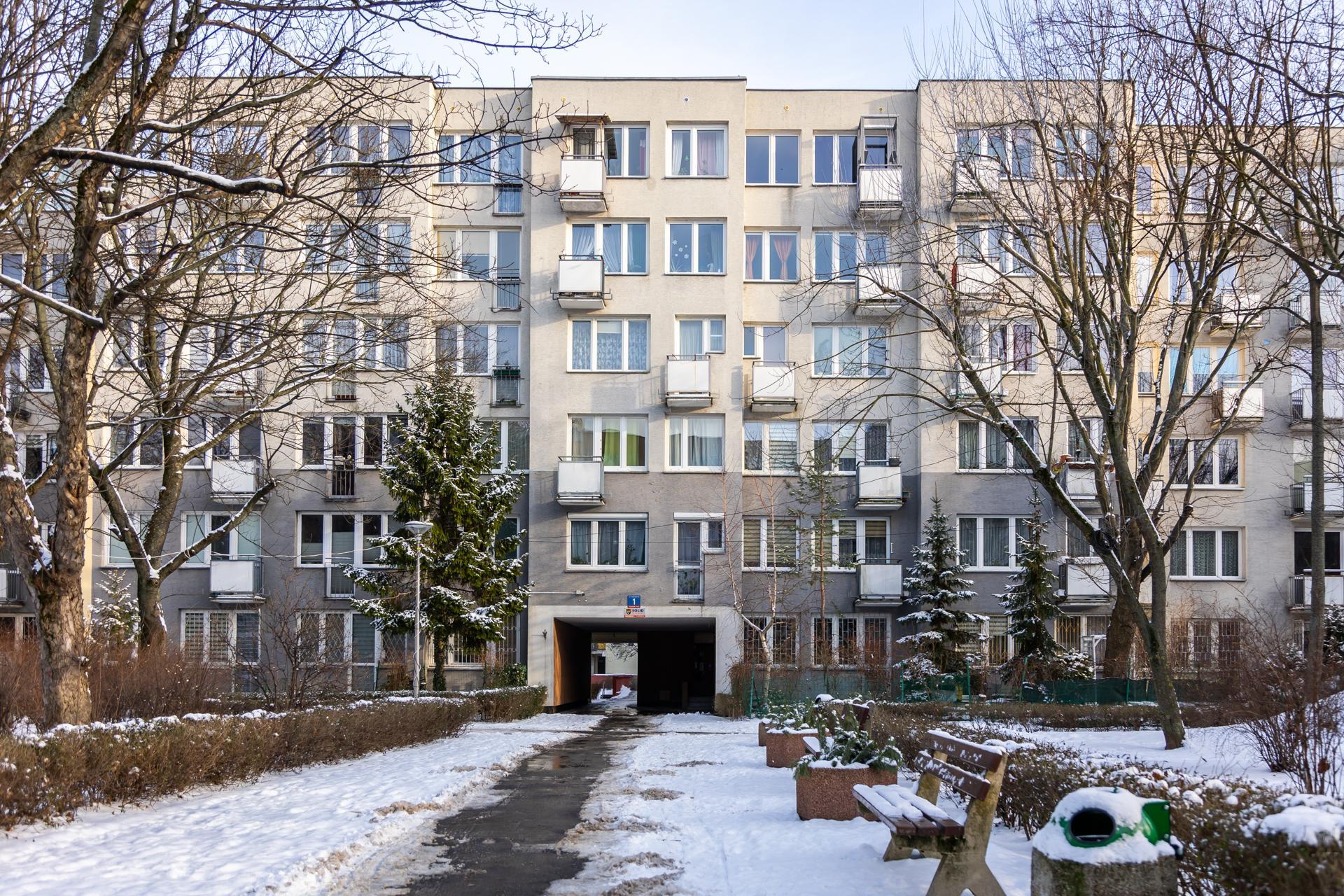 Przyczółek Grochowski - zdjęcia warszawskiego Pekinu. Zobacz, jak wygląda najdłuższy blok w Polsce