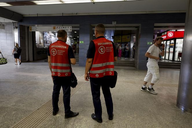 Paraliż w Warszawie po pożarze w metrze.