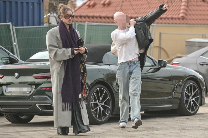 Michał Szpak. Na nogach ma racice