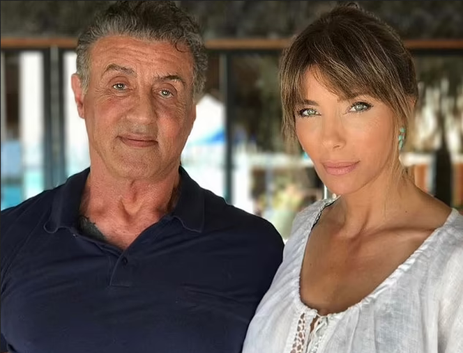  Rocky zamienił swoją żonę w psa! Szokujące zdjęcia Sylwestra Stallone